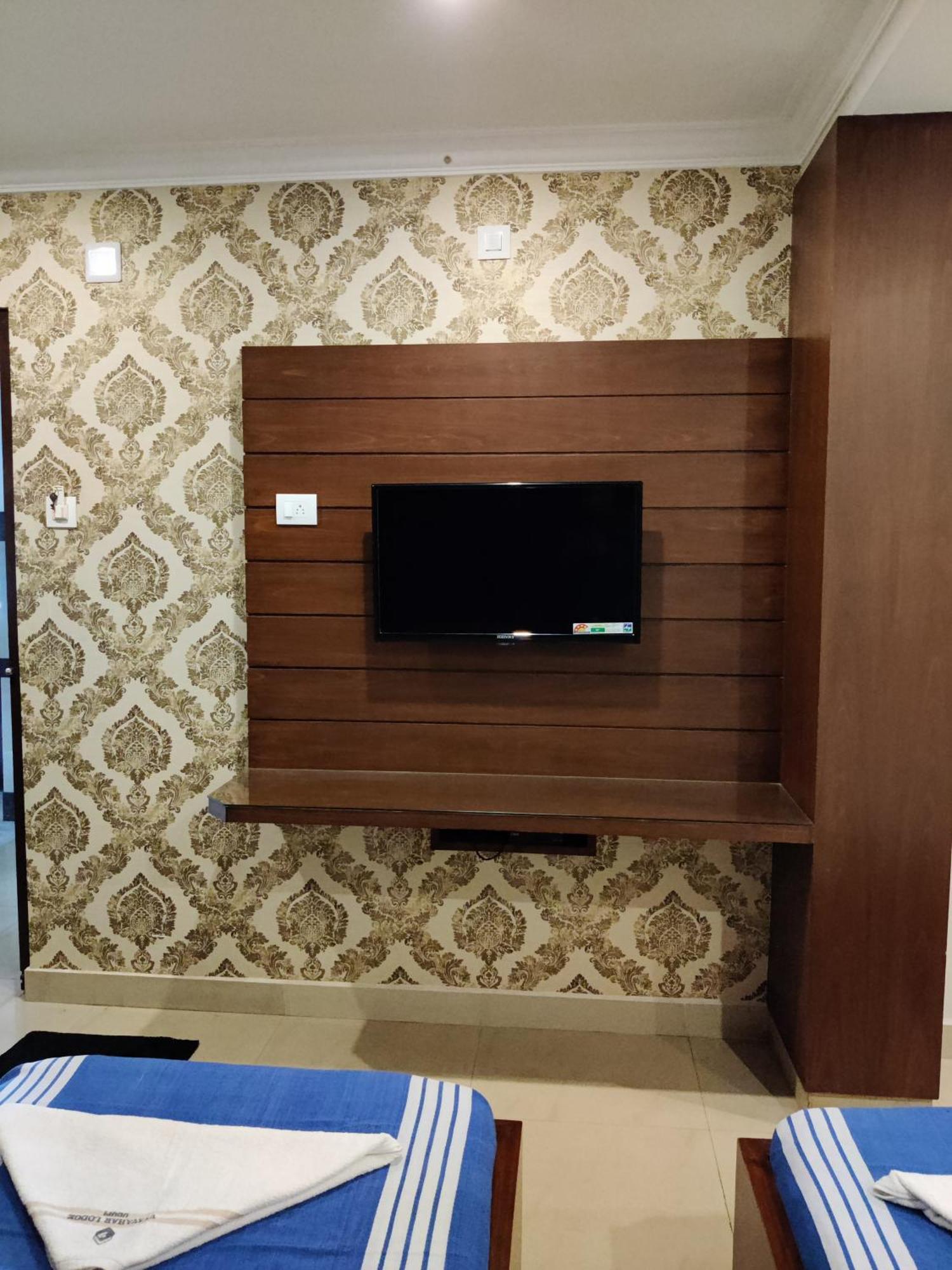 Vyavahar Lodge Удипи Экстерьер фото